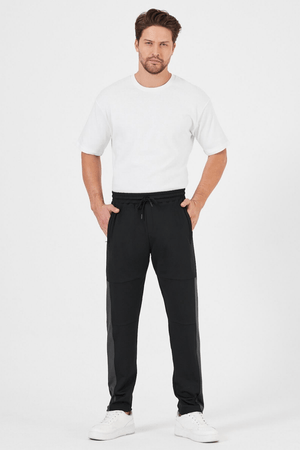 Erkek Siyah Standart Fit Normal Kesim Düz Paça Cep Fermuarlı Rahat Jogger Eşofman Altı - MMETALIC