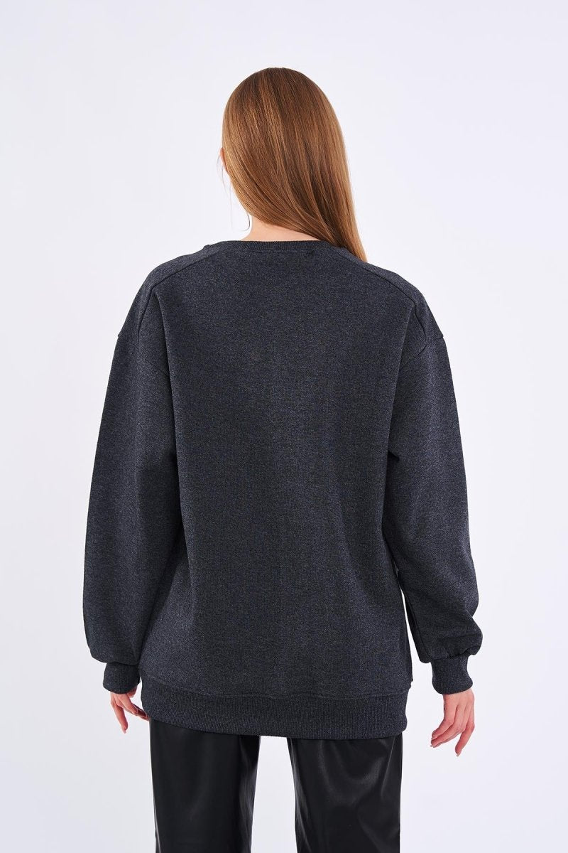 Antrasit Kadın Pamuklu Oversize Basic Bisiklet Yaka Sweatshirt - MMETALIC