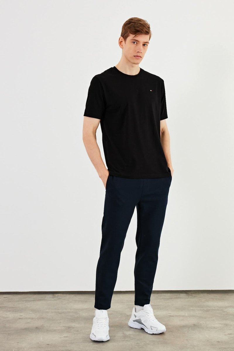 Erkek Bisiklet Yaka T-shirt %100 Pamuk Nakış Detaylı Basic Siyah Tişört MTLCE89 - MMETALIC