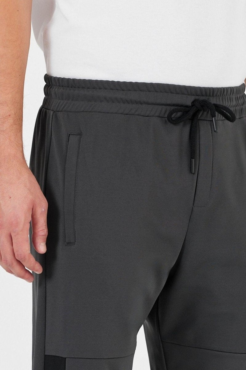 Erkek Siyah - Antrasit Standart Fit Normal Kesim Düz Paça Cep Fermuarlı Rahat Jogger 2'li Eşofman Altı - MMETALIC