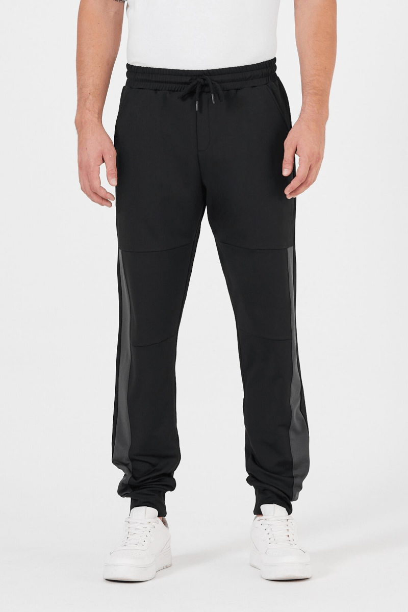 Erkek Siyah Standart Fit Normal Kesim Paça Ribanalı Cepli Rahat Jogger Eşofman Altı - MMETALIC