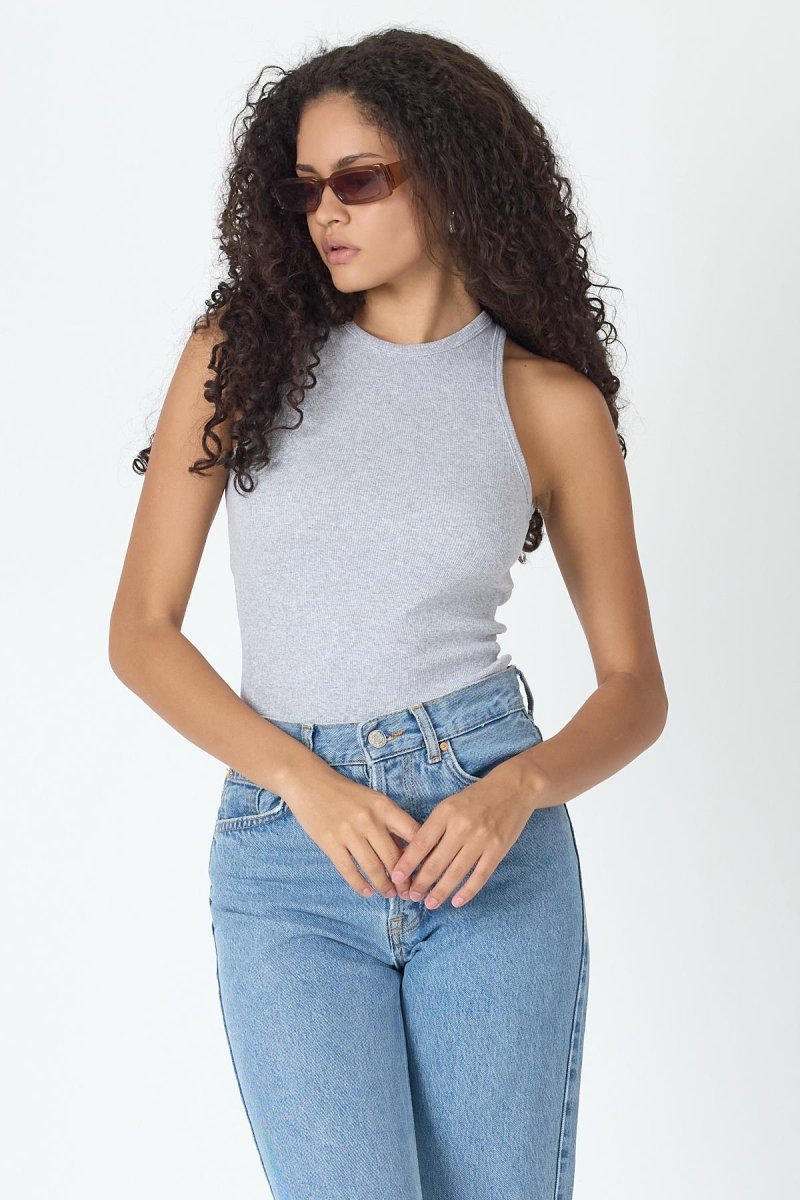 Fitilli Regular Fit Normal Kalıp Siyah - Beyaz - Gri - Lacivert Bisiklet Yaka Sıfır Kol Pamuklu 4'lü Kadın Atlet - MMETALIC