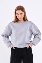 Gri Kadın Pamuklu Oversize Basic Bisiklet Yaka Sweatshirt - MMETALIC