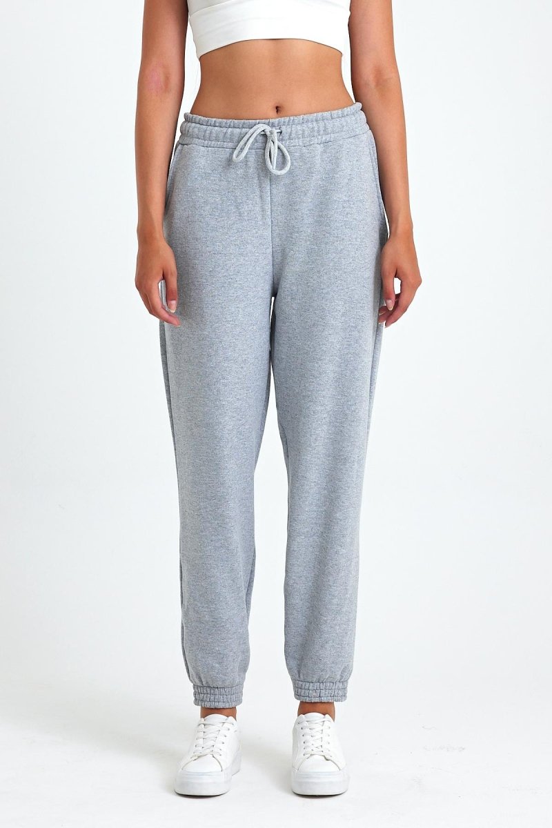 Kadın Gri Pamuklu Kalın Paçası Lastikli Yüksek Bel Rahat Jogger Eşofman Altı - MMETALIC
