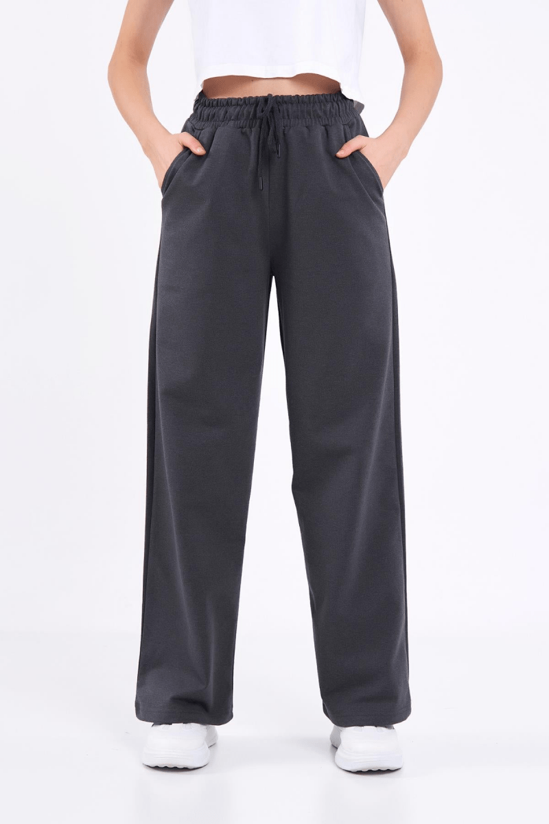 Kadın Mevsimlik Salaş Geniş Rahat Paça Yan Cepli Siyah Eşofman Altı - MMETALIC