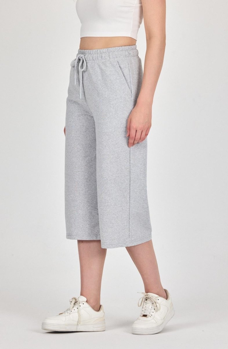 Yüksek Bel Cepli Rahat Kesim Mevsimlik Kadın Diz Altı Bermuda Gri Kapri Şort - MMETALIC