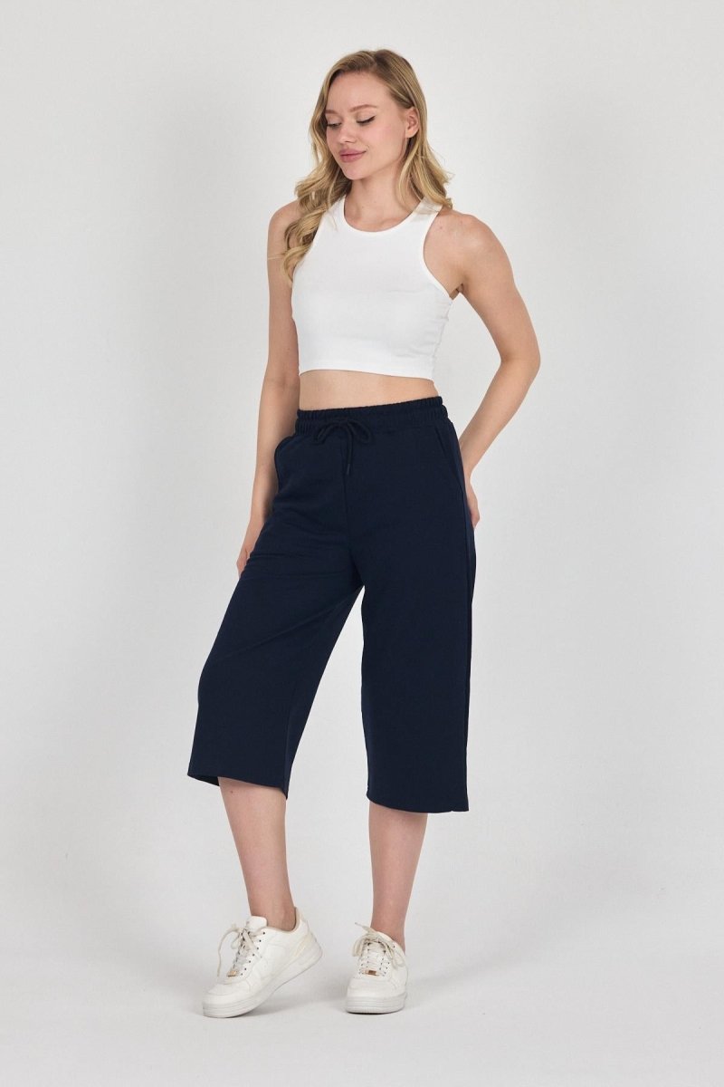 Yüksek Bel Cepli Rahat Kesim Mevsimlik Kadın Diz Altı Bermuda Lacivert Kapri Şort - MMETALIC